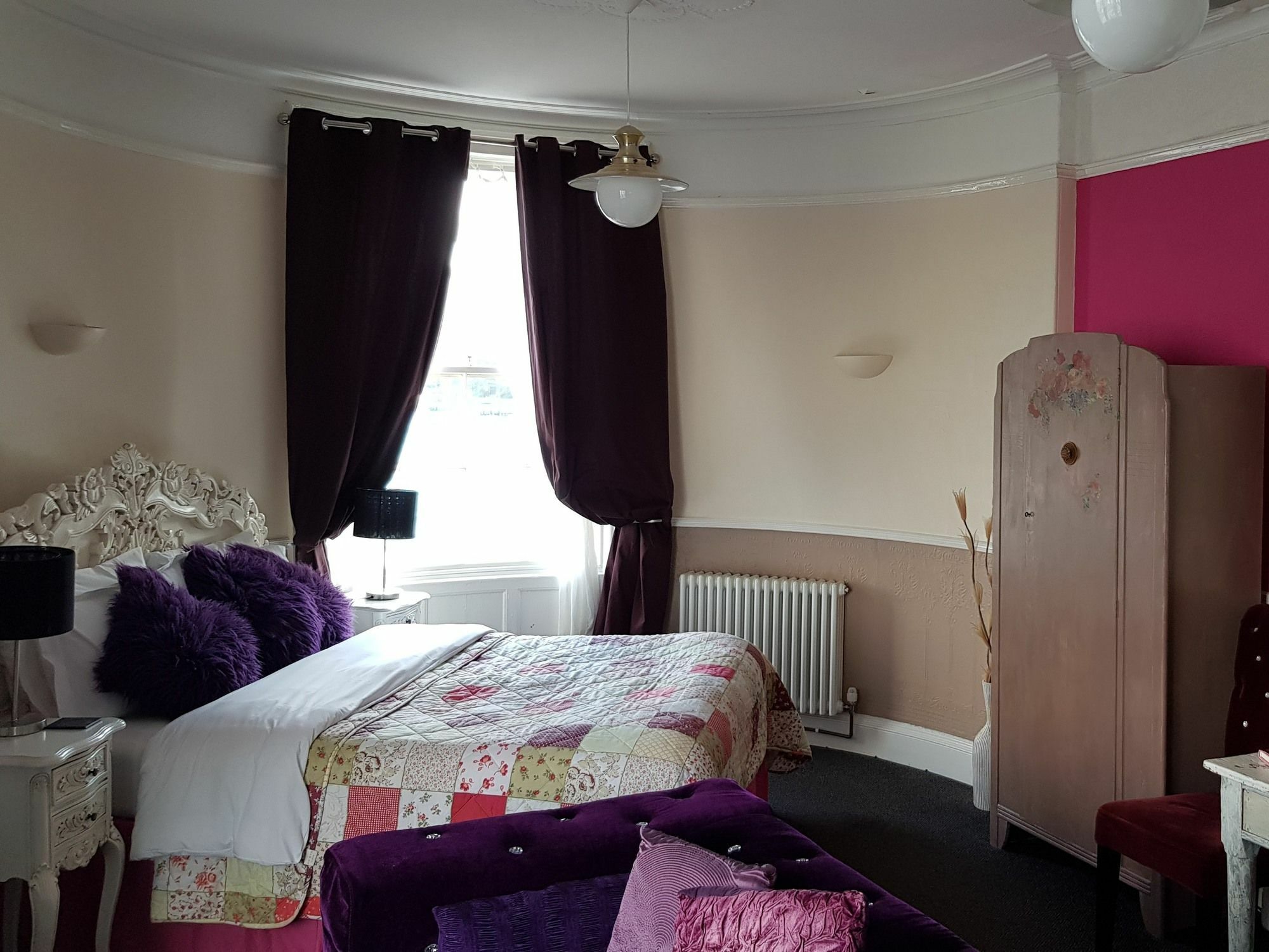 The Roundhouse Hotel Уеймут Екстериор снимка