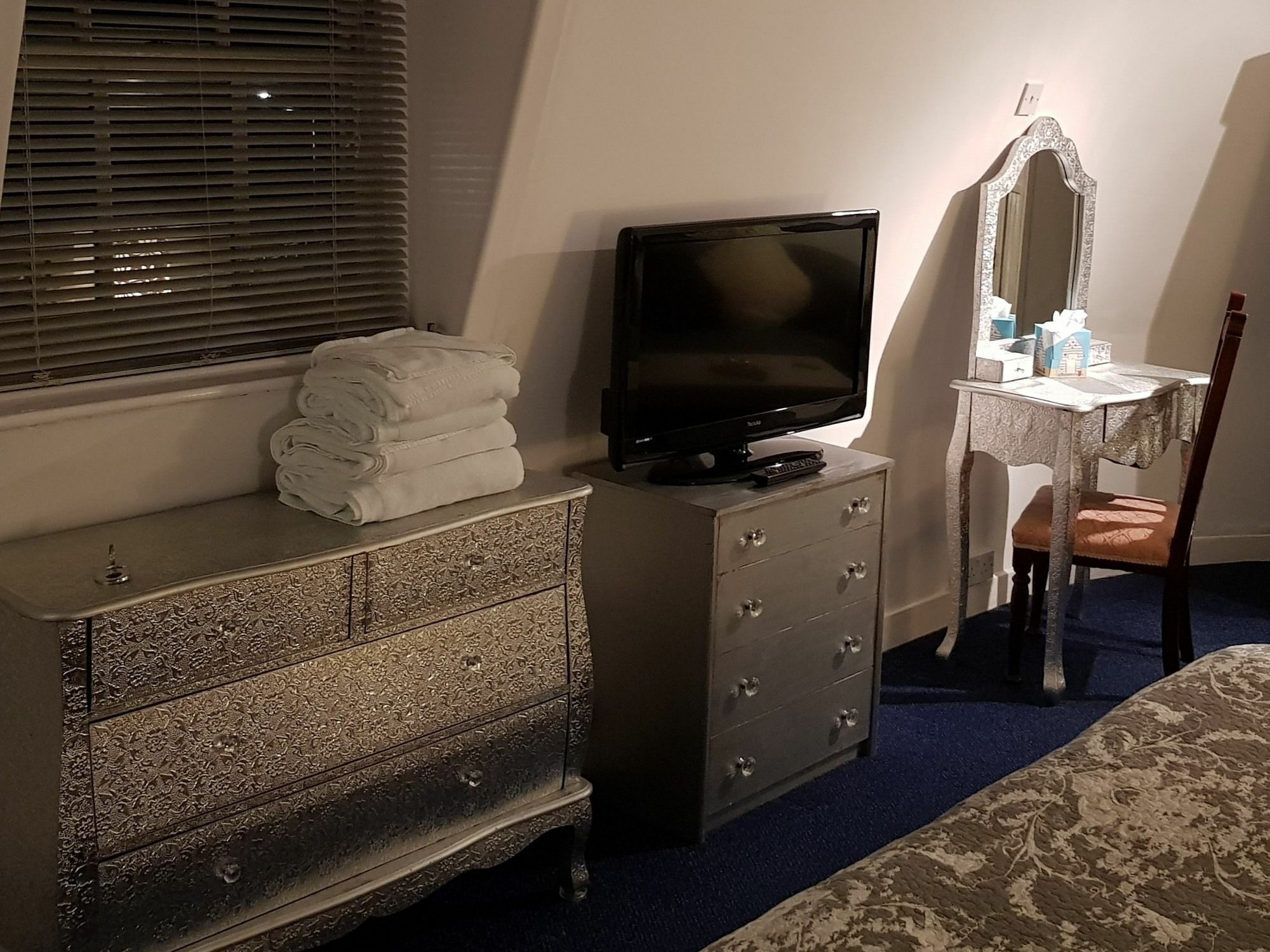 The Roundhouse Hotel Уеймут Екстериор снимка
